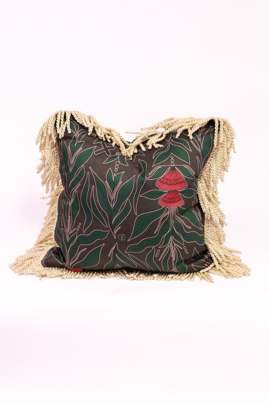 Decorative cushion with fringes Morana