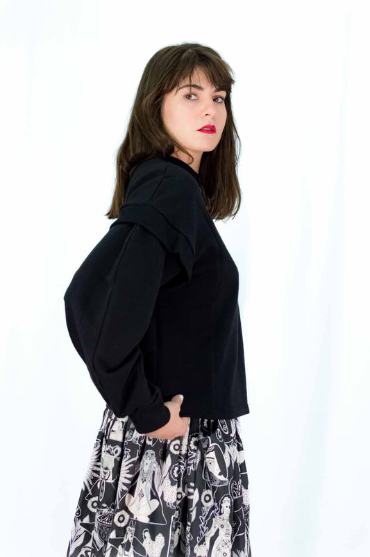 Black sweater Kaos