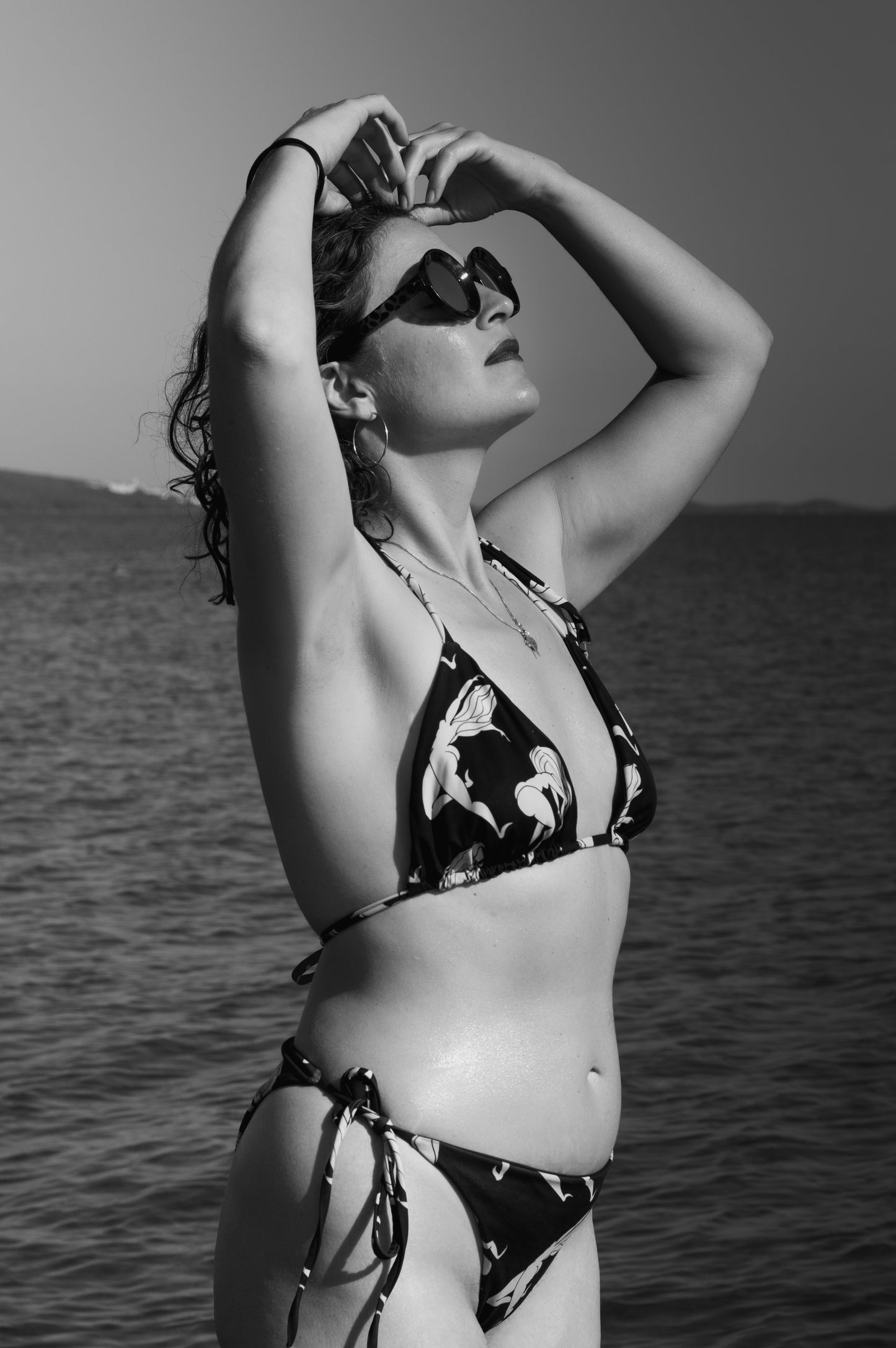 Bikini kopalke Krivopetnice črne