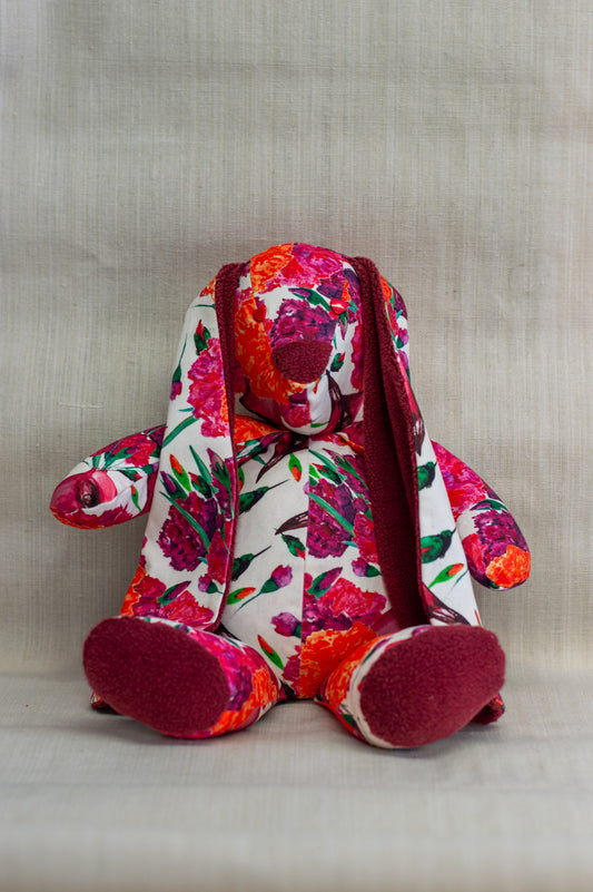 Memory toy bunny Carnation