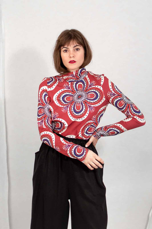 Pirhi pattern turtleneck top