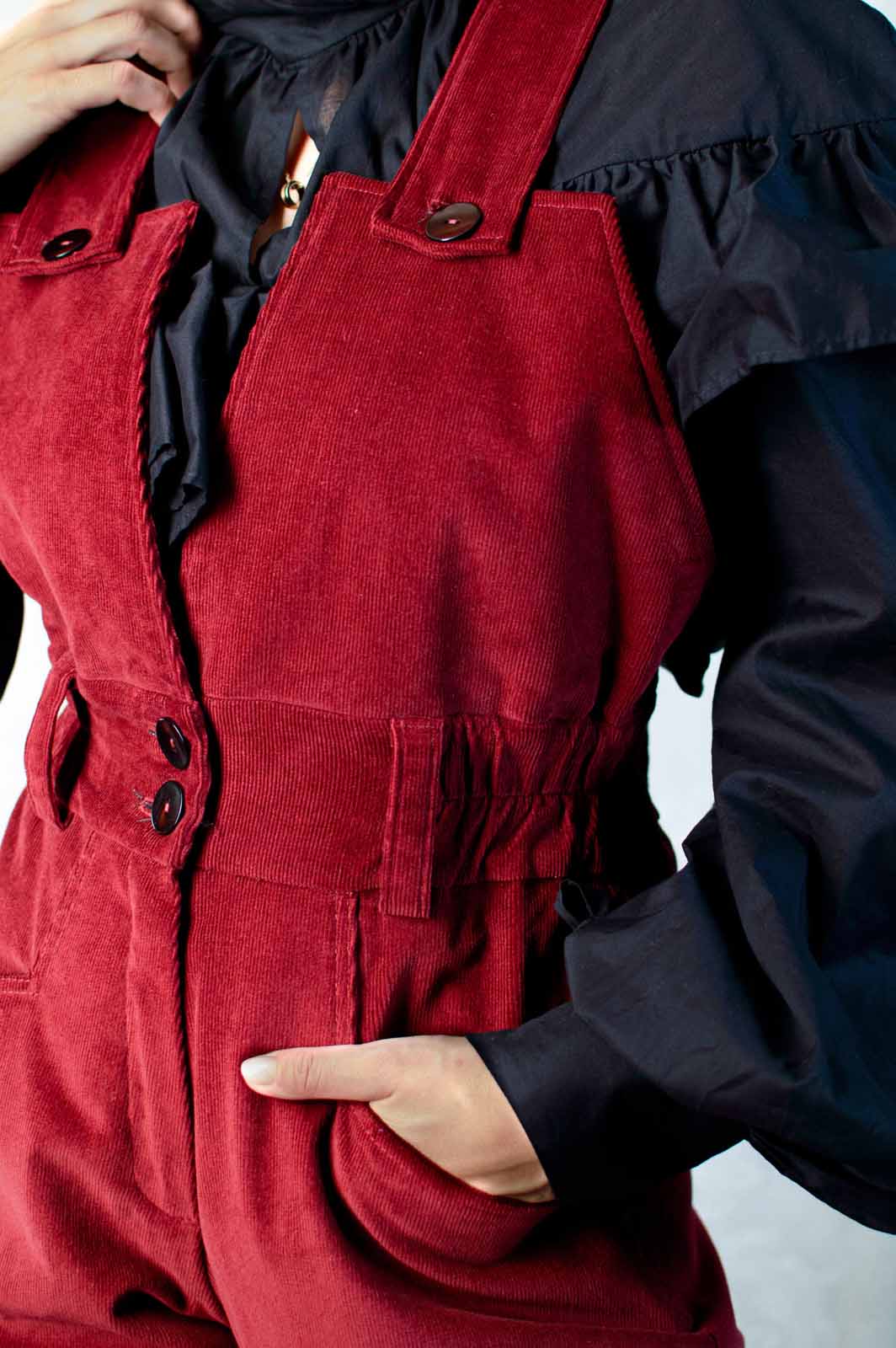 Bordo pajac iz rebrastega žameta