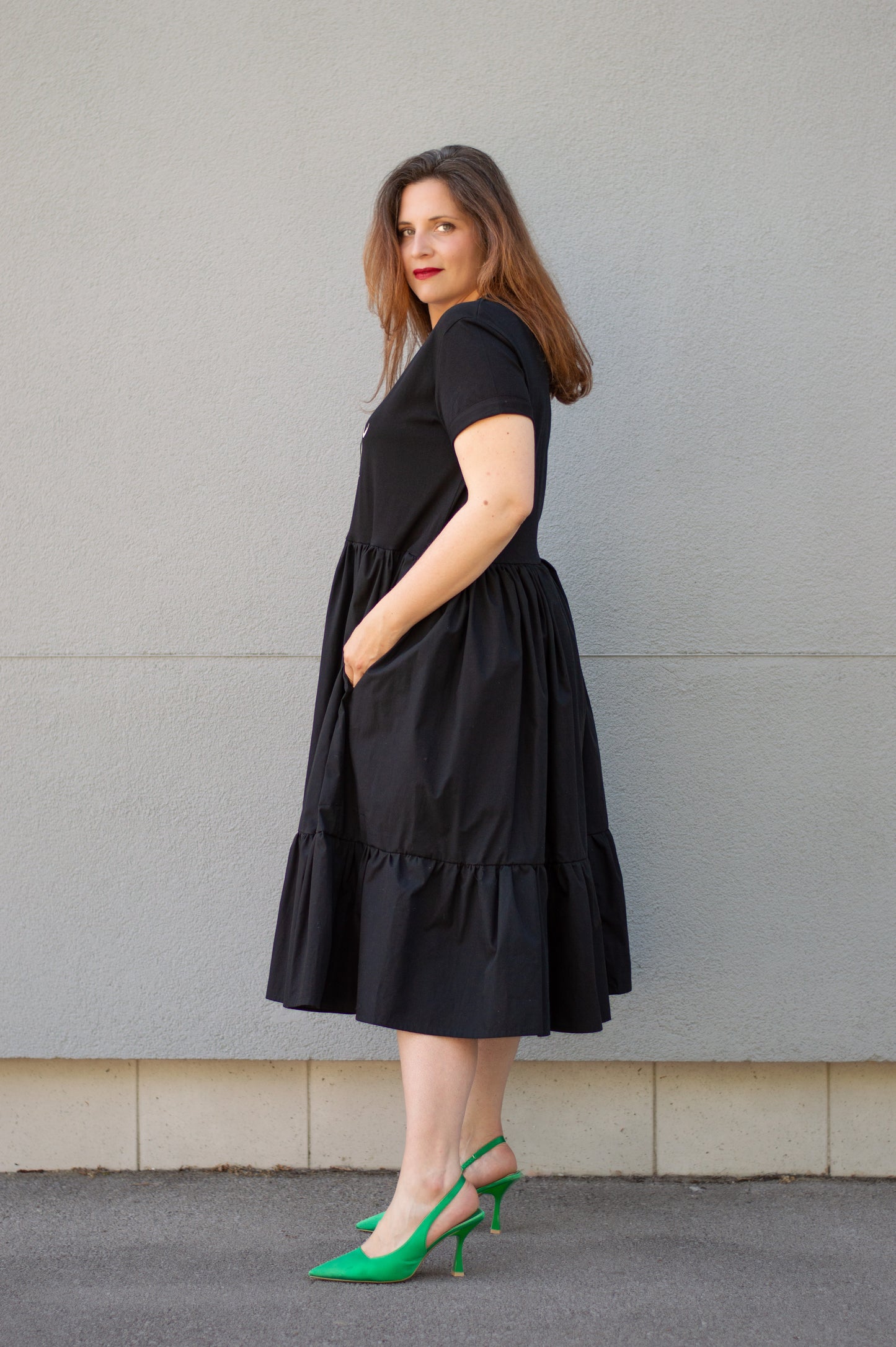 T-shirt ruffle dress Krivopetnica 