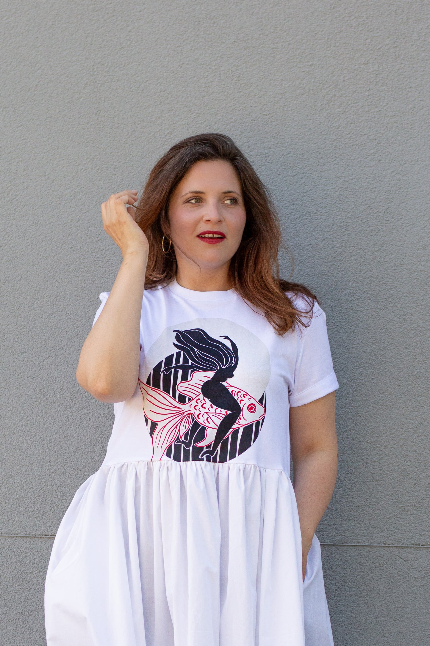 T-shirt ruffle dress On a Fish 