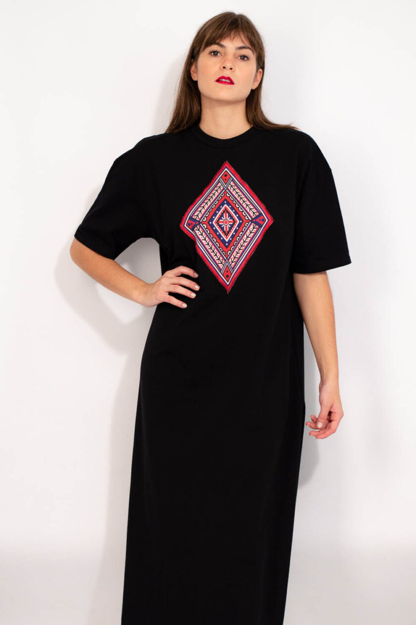 t-dress JKH print with side slits