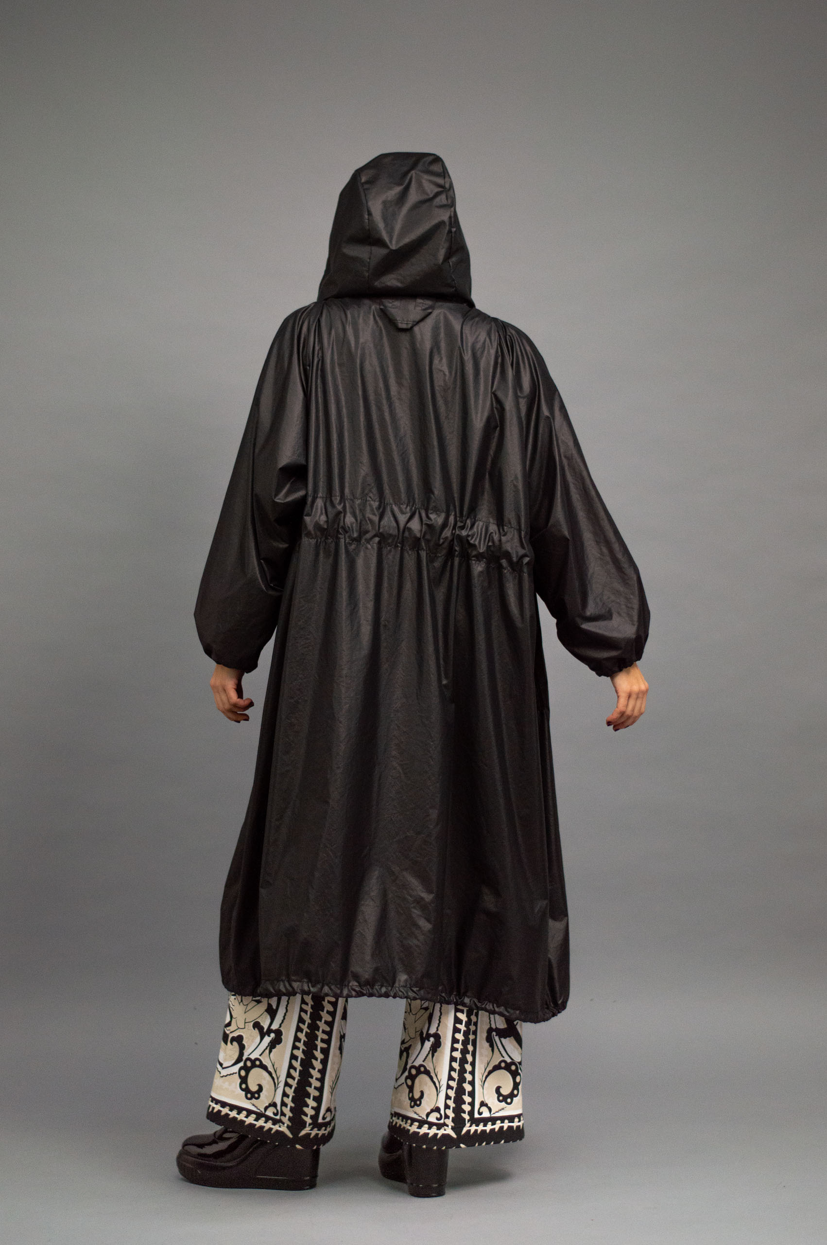 jkh-baloontrench-black-7 JKH identity black balloon trench coat