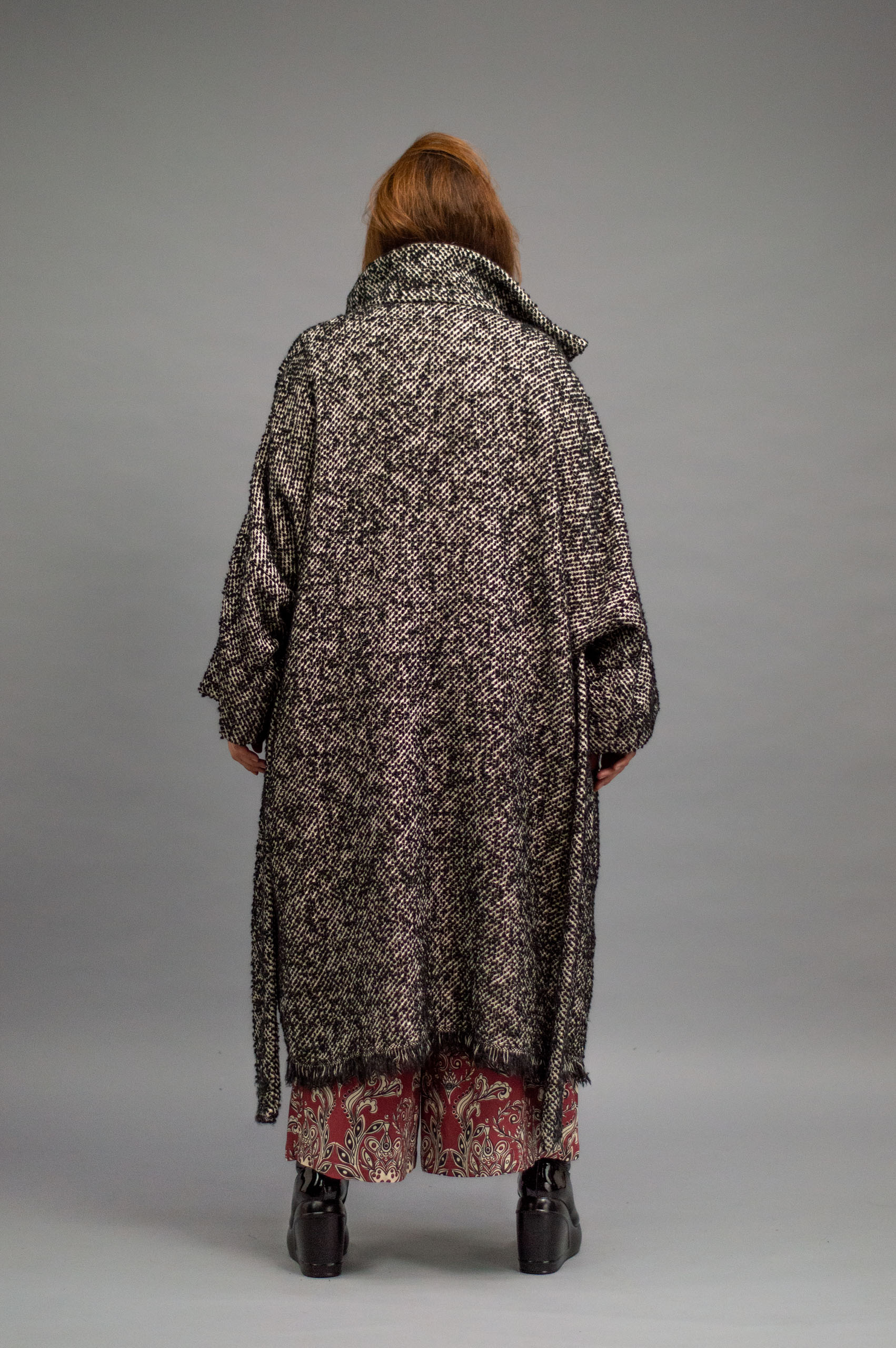 jkh-blackandwhite-cardigain-7 JKH identity black and white cardigan coat