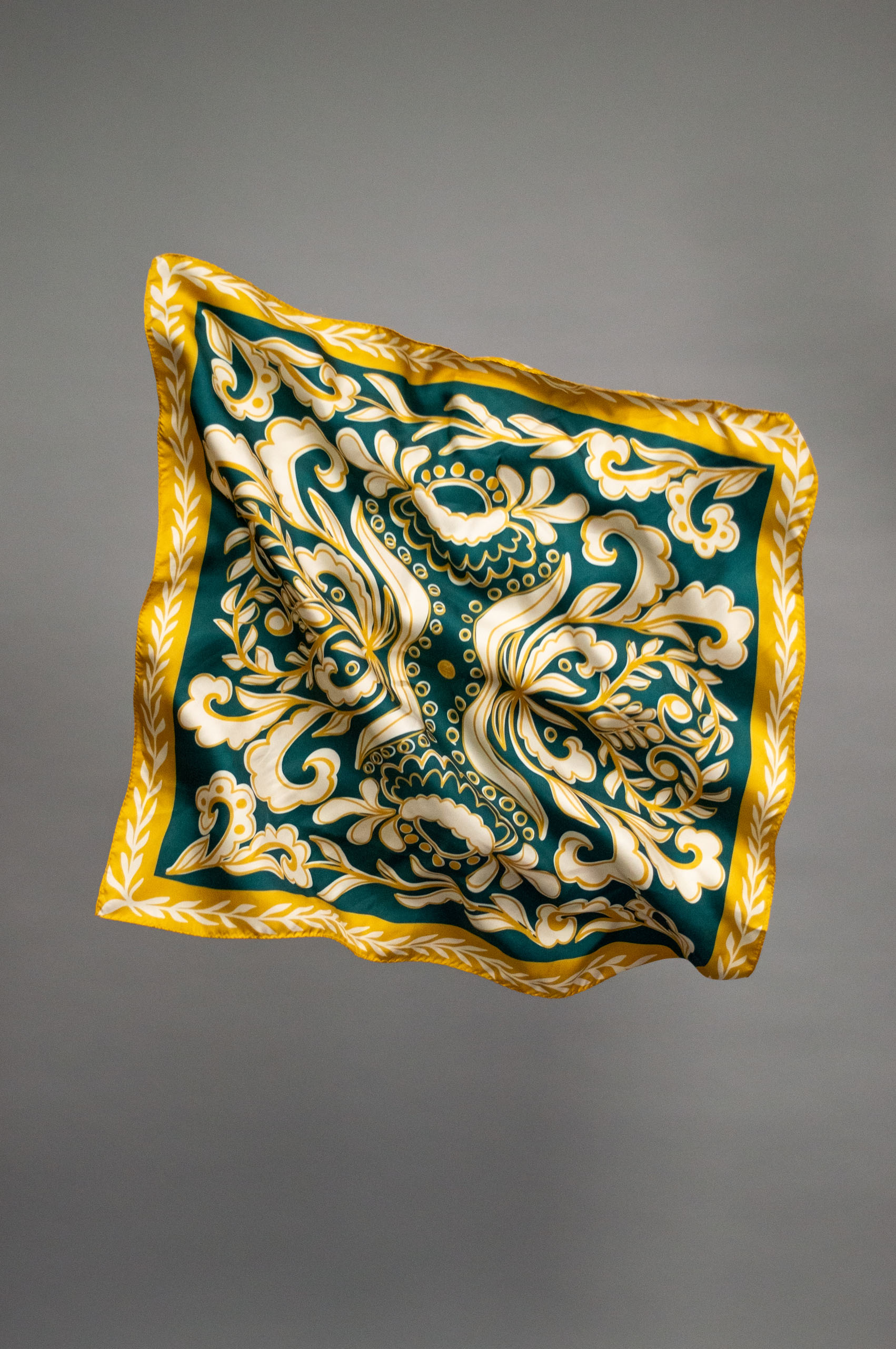 jkh-silkscarf-green-3 Silk scarf with hand rolled hem