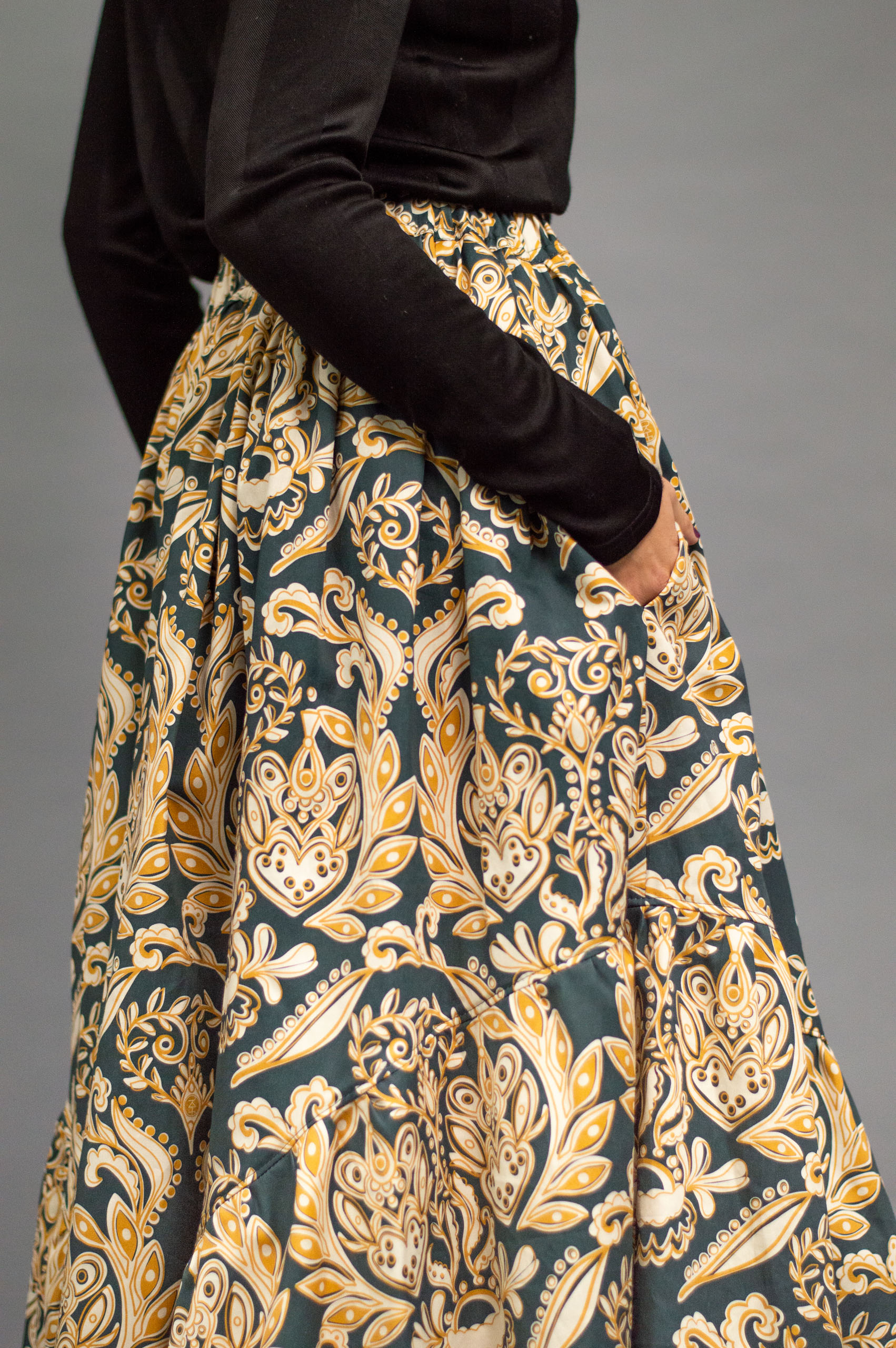 jkh-volumeskirt-green-5 JKH identity full printed skirt Julia Kaja Hrovat